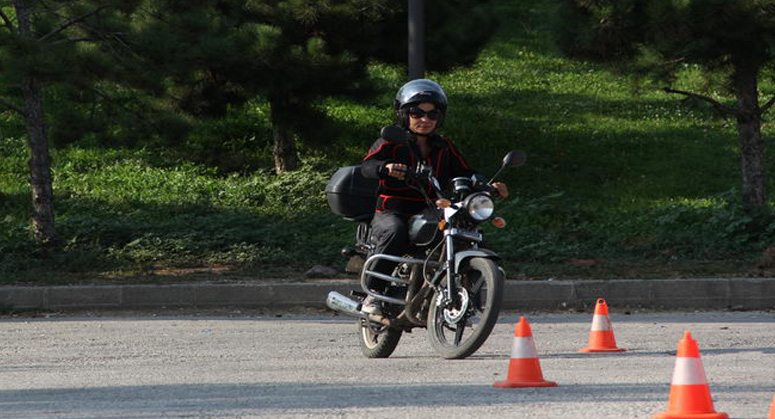 motosiklet okulu eğitimler